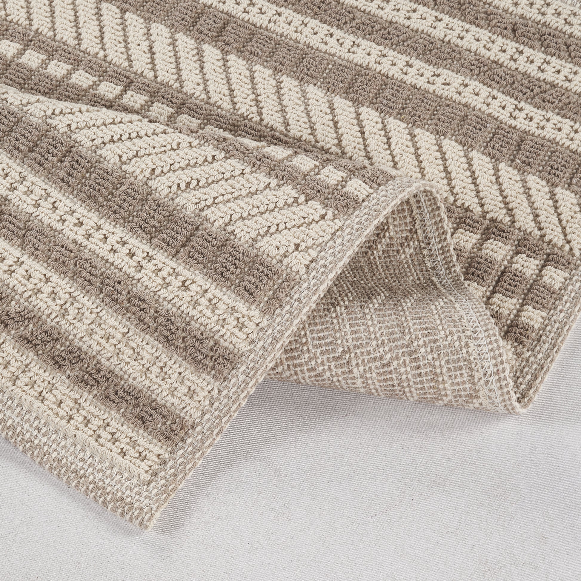 Ecru / Beige-BK04