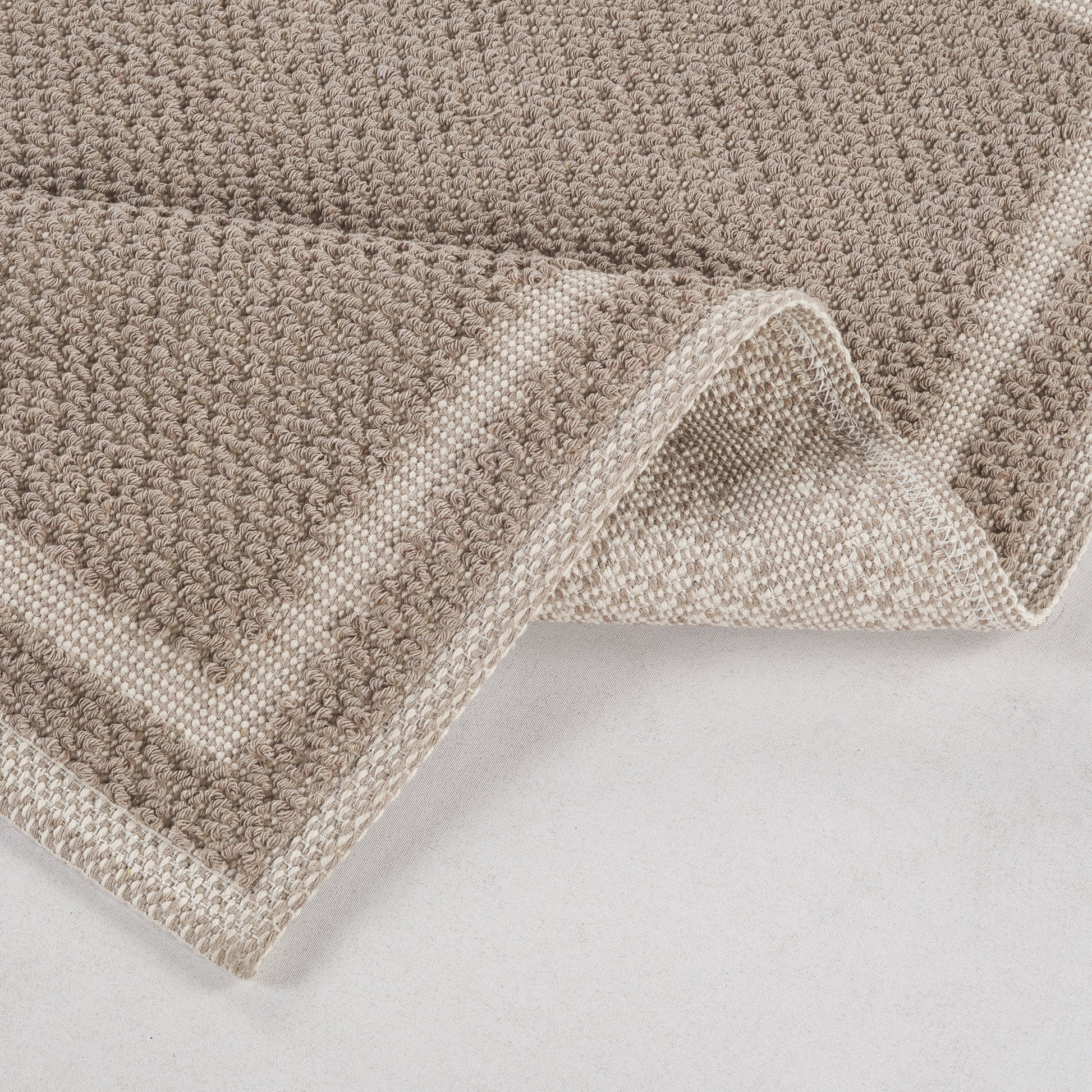 Ecru / Beige-BK10