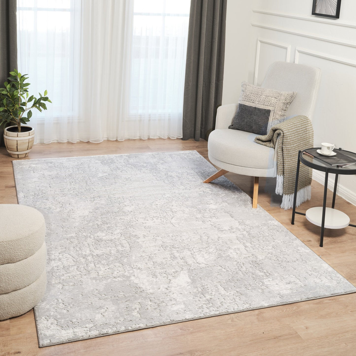 Ruglenza Interno Area Rug