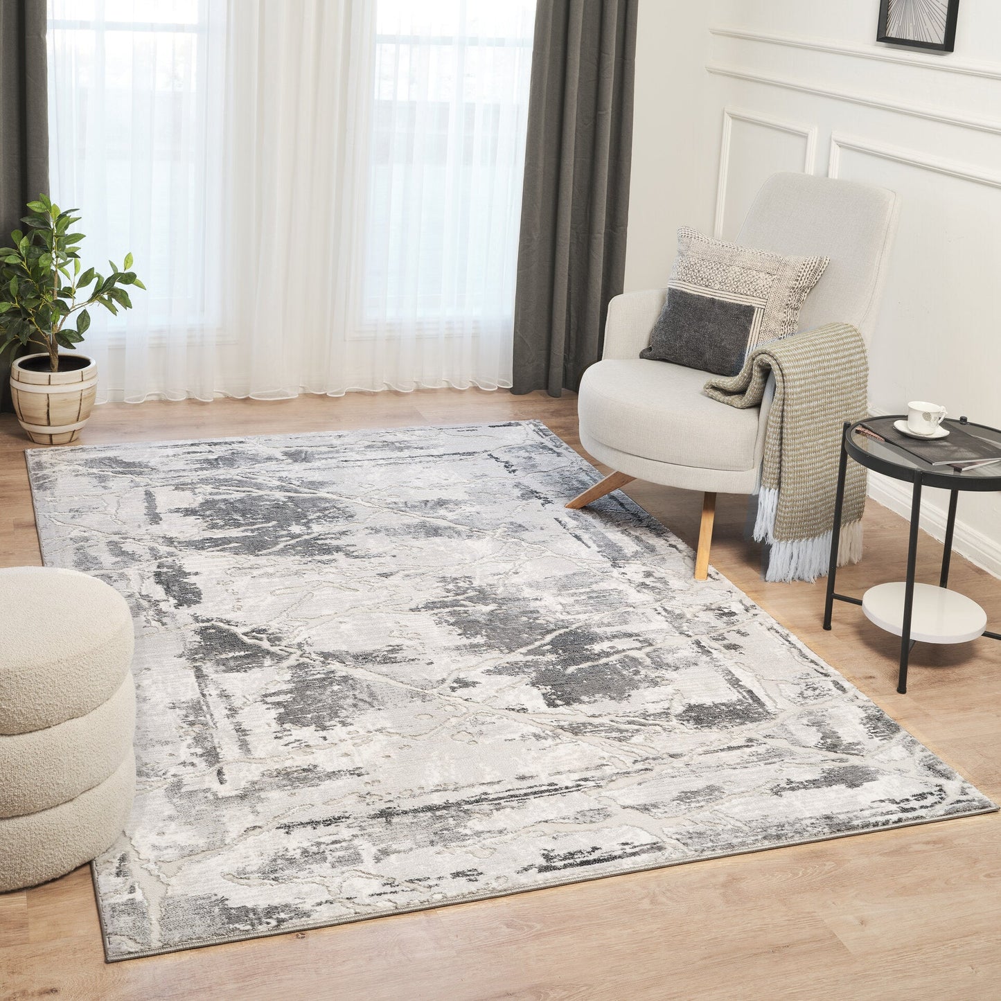 Ruglenza Interno Area Rug
