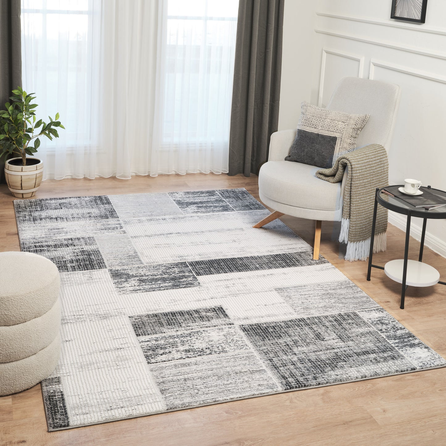 Ruglenza Interno Area Rug
