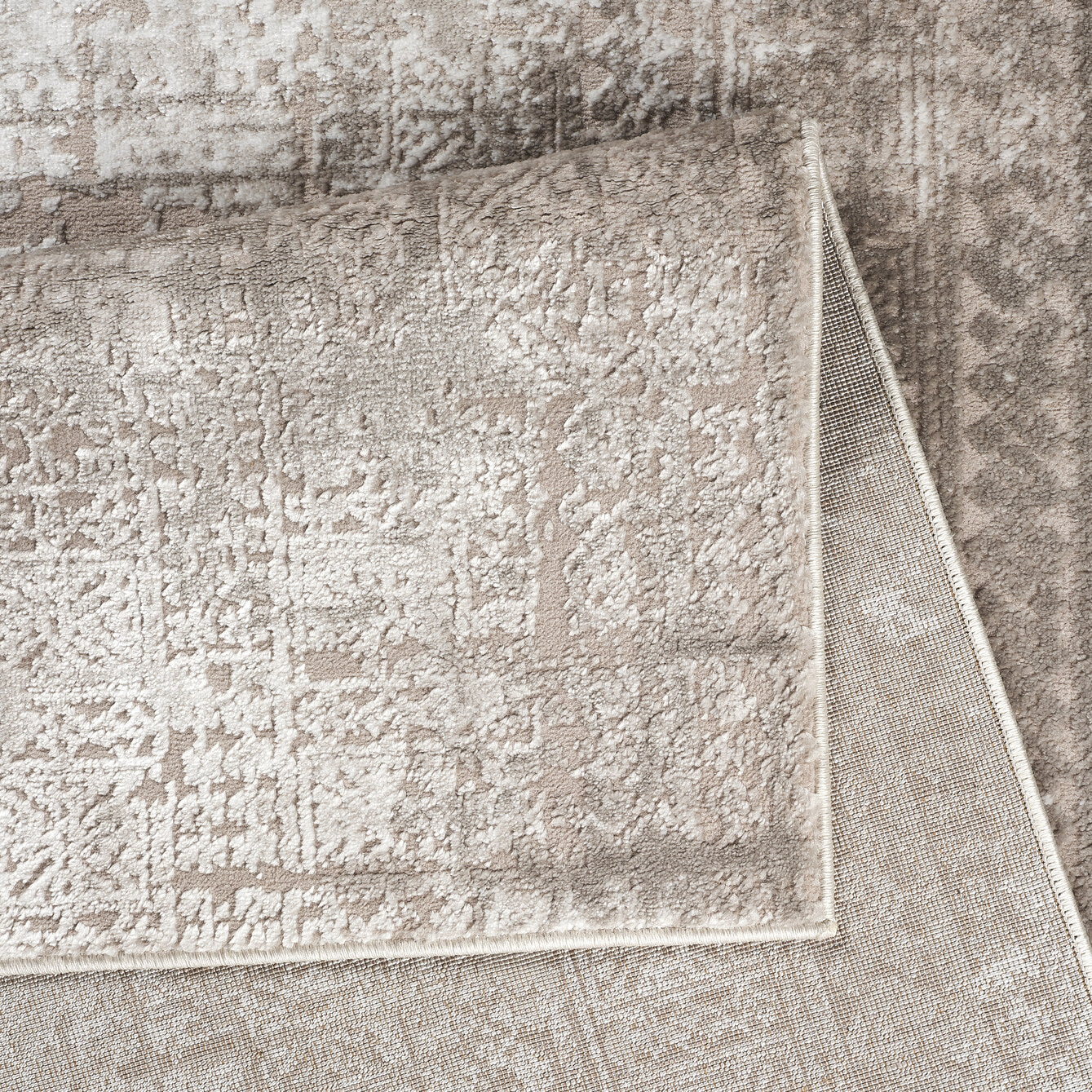 Ruglenza Interno Area Rug