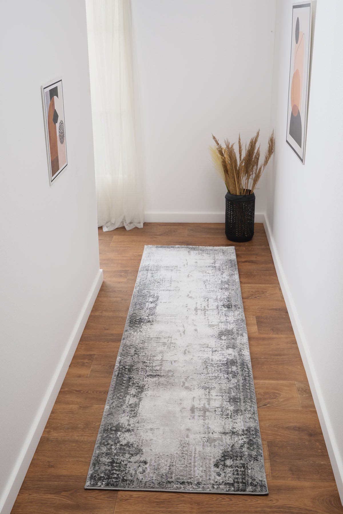 Ruglenza Interno Area Rug